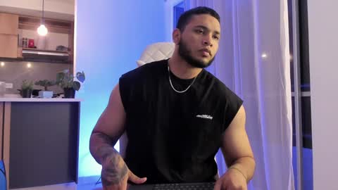 Snapshot of harry_zandess chatting on 01/25/25, 02:58 Harry Zandes online show from 01/25/25, 02:58