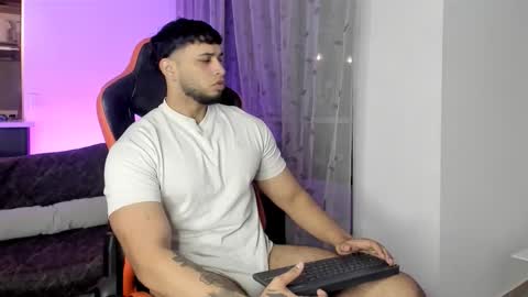 Snapshot of harry_zandess chatting on 01/31/26, 11:03 Harry Zandes online show from 01/31/26, 11:03