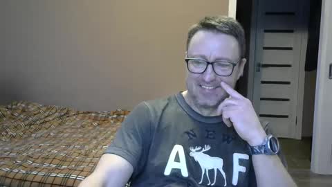 HarrySnake online show from 12/23/24, 06:44