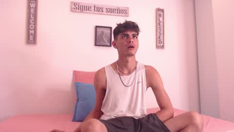 Snapshot of harrythomson1 chatting on 12/05/24, 06:10 harry thomson online show from 12/05/24, 06:10