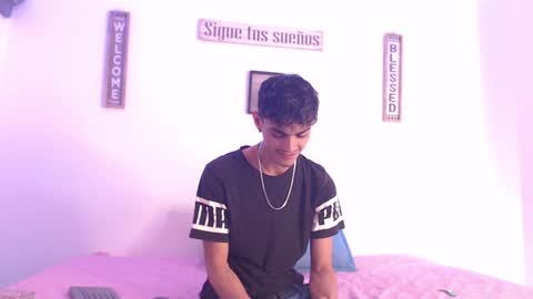 Snapshot of harrythomson1 chatting on 12/11/24, 08:39 harry thomson online show from 12/11/24, 08:39