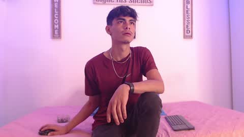 Snapshot of harrythomson1 chatting on 12/14/24, 11:12 harry thomson online show from 12/14/24, 11:12