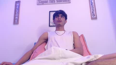 Snapshot of harrythomson1 chatting on 03/04/25, 03:22 harry thomson online show from 03/04/25, 03:22