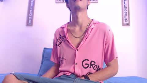 Snapshot of harrythomson1 chatting on 03/06/25, 07:47 harry thomson online show from 03/06/25, 07:47