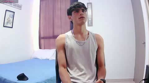 Snapshot of harrythomson1 chatting on 10/11/25, 08:51 harry thomson online show from 10/11/25, 08:51