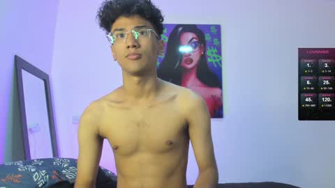 Snapshot of harrytwink18 chatting on 02/24/25, 06:04 HARRY online show from 02/24/25, 06:04