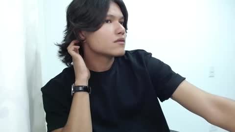 Snapshot of haru_boi chatting on 02/25/25, 03:42 Haru online show from 02/25/25, 03:42