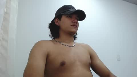 Snapshot of haru_boi chatting on 03/09/25, 03:11 Haru online show from 03/09/25, 03:11