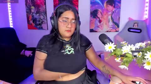 Snapshot of haruu2 chatting on 11/05/25, 10:21 karen online show from 11/05/25, 10:21