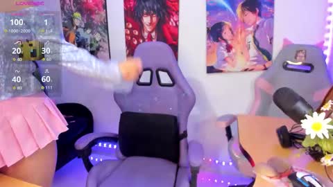 karen  online show from 12/21/25, 01:24