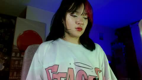 Snapshot of harypeath_ chatting on 04/09/26, 02:55 Im Emily and I could be the love of your life online show from 04/09/26, 02:55