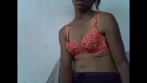 Snapshot of harysette chatting on 12/27/24, 01:07 harysette online show from 12/27/24, 01:07