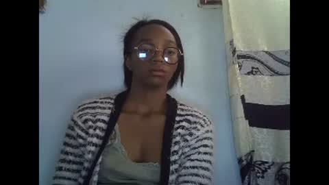 Snapshot of harysette chatting on 02/18/25, 01:00 harysette online show from 02/18/25, 01:00
