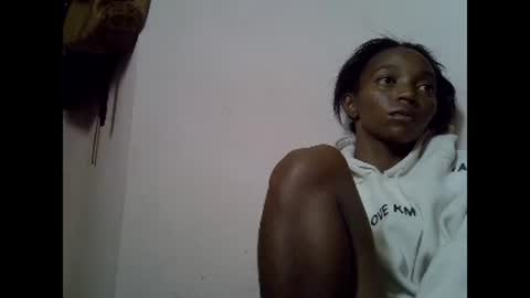 Snapshot of harysette chatting on 02/25/25, 12:34 harysette online show from 02/25/25, 12:34