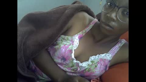 Snapshot of harysette chatting on 05/03/26, 06:19 harysette online show from 05/03/26, 06:19