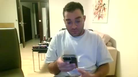 Snapshot of hash420 chatting on 12/10/24, 04:17 hash420 online show from 12/10/24, 04:17