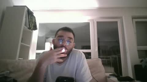 Snapshot of hash420 chatting on 02/16/25, 10:43 hash420 online show from 02/16/25, 10:43