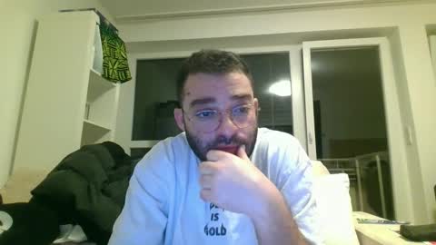 Snapshot of hash420 chatting on 02/18/25, 12:15 hash420 online show from 02/18/25, 12:15