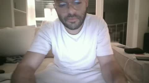 Snapshot of hash420 chatting on 02/19/25, 12:03 hash420 online show from 02/19/25, 12:03