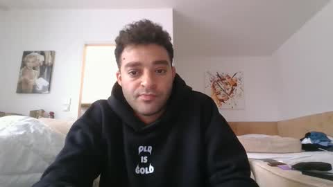 Snapshot of hash420 chatting on 09/23/25, 12:52 hash420 online show from 09/23/25, 12:52