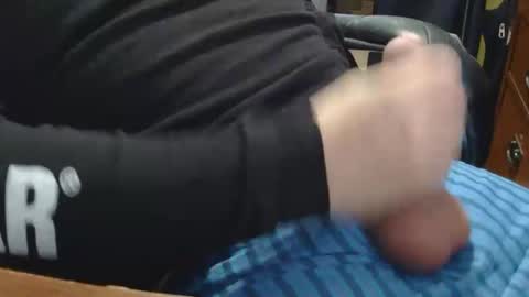 Snapshot of hashtagsorcerer chatting on 01/15/26, 01:37 boner man online show from 01/15/26, 01:37