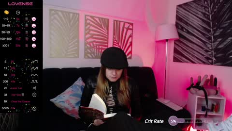 Snapshot of hat_girl chatting on 12/04/24, 10:46 Nicole online show from 12/04/24, 10:46