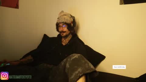 Snapshot of hatsumotokyoto chatting on 01/25/25, 11:11 More content   2   online show from 01/25/25, 11:11