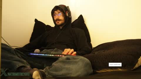 Snapshot of hatsumotokyoto chatting on 01/30/25, 07:26 More content   2   online show from 01/30/25, 07:26