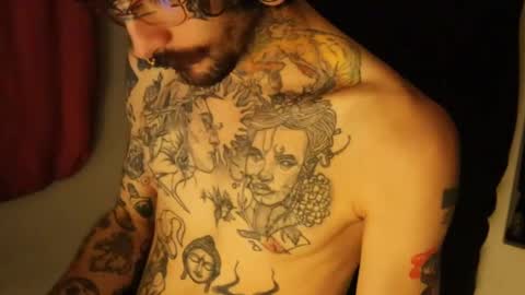 Snapshot of hatsumotokyoto chatting on 02/09/25, 03:22 More content   2   online show from 02/09/25, 03:22