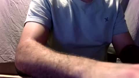 Snapshot of hawaiinstallion23 chatting on 10/26/25, 07:03 hawaiinstallion23 online show from 10/26/25, 07:03