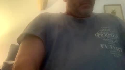 Snapshot of hawks2113 chatting on 01/07/25, 10:19 hawks2113 online show from 01/07/25, 10:19