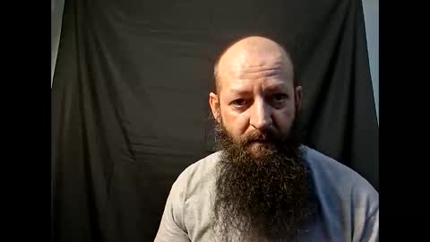 Snapshot of hawktalon007 chatting on 03/01/26, 09:55 Robert online show from 03/01/26, 09:55