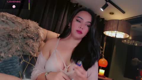 Snapshot of hay_fa chatting on 06/20/26, 05:43 HAYFA online show from 06/20/26, 05:43