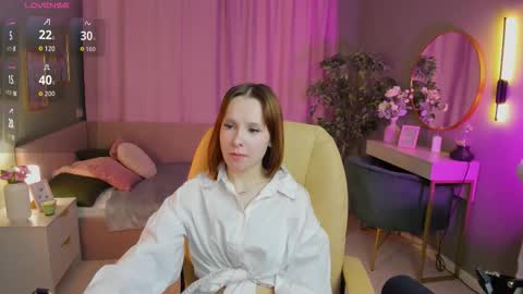 Snapshot of haya_harareet chatting on 03/06/26, 07:49 Mia online show from 03/06/26, 07:49