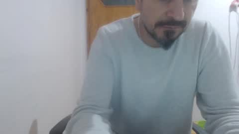 Snapshot of hayal758 chatting on 02/06/25, 08:23 hayal758 online show from 02/06/25, 08:23