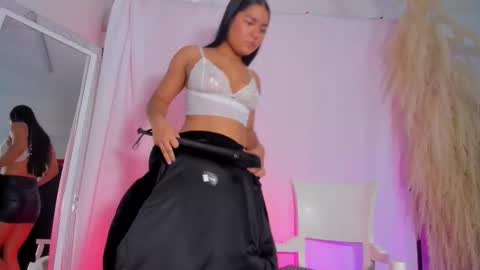 Hayami  online show from 09/30/25, 12:21