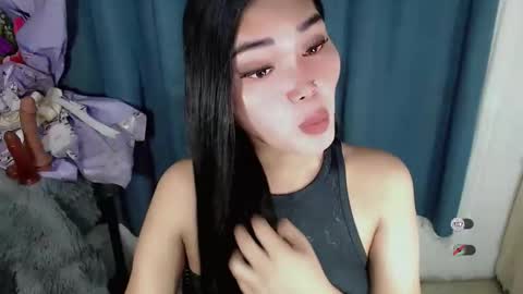Snapshot of haylee_slut chatting on 05/17/26, 12:08 haylee online show from 05/17/26, 12:08