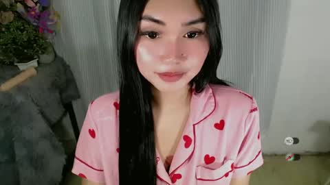 Snapshot of haylee_slut chatting on 06/19/26, 10:19 haylee online show from 06/19/26, 10:19