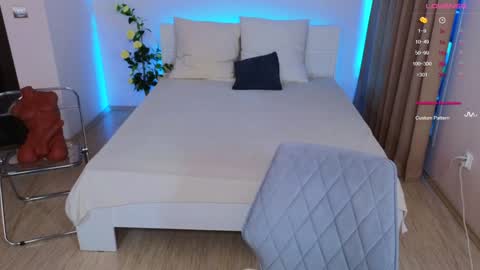 Hayle online show from 01/26/25, 02:24