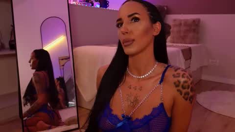 Snapshot of hayleybabe4 chatting on 01/31/26, 09:57 Hayley online show from 01/31/26, 09:57