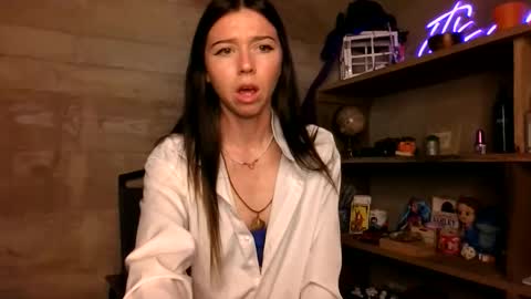 Snapshot of hayselvendetta chatting on 04/20/26, 09:38 Haysel Vendetta online show from 04/20/26, 09:38