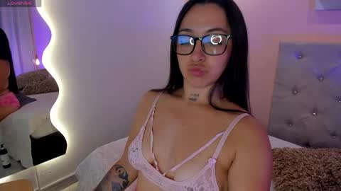 Snapshot of haze_vibes chatting on 05/17/26, 03:15 Maria online show from 05/17/26, 03:15