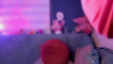 Snapshot of hazeeell chatting on 02/14/25, 08:21 Marie online show from 02/14/25, 08:21