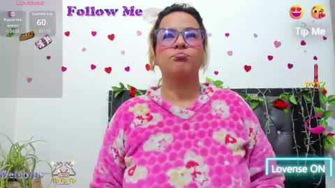 hazel online show from 11/15/25, 08:33