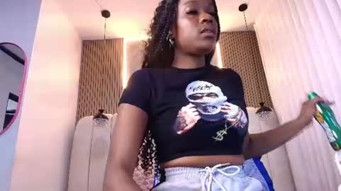 Snapshot of hazel_kataleya chatting on 06/20/26, 07:16 kataleya online show from 06/20/26, 07:16