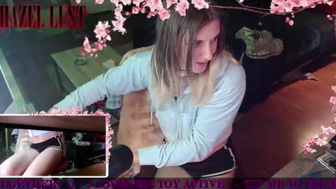 Snapshot of hazel_lust chatting on 03/20/26, 04:50 Hazel Lust online show from 03/20/26, 04:50