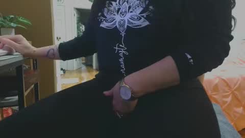 Hazel online show from 03/03/26, 05:30