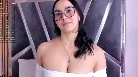  Hazel  online show from 01/31/25, 07:29