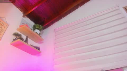 Im Hazel online show from 03/03/25, 10:10