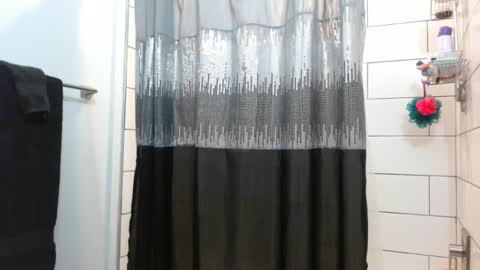 Hazel online show from 03/03/25, 04:24